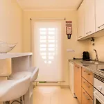 New !! Two Bedroom - Banda Musical Red *