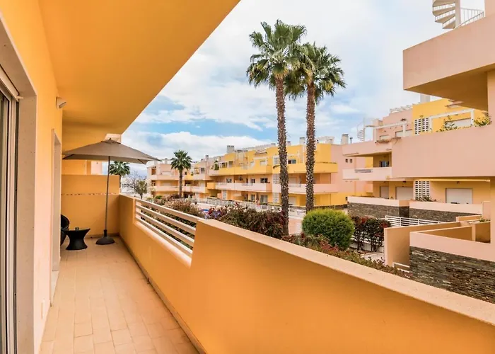 Apartamento New !! Two Bedroom - Banda Musical Red